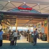 Cover image for Bahama Breeze Island Grille, Orlando International Airport - Gates 70-99, Airside 4