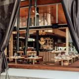 Cover image for CRU Bar & Cellar