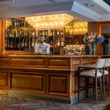 Cover image for Ellen Kensington Hotel