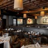 Cover image for Shoemaker's Grille