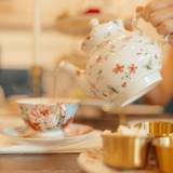 Cover image for Toodles Tearoom