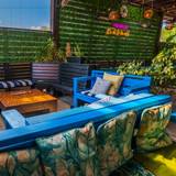 Cover image for Odd Birds Kitchen and Cocktail Lounge