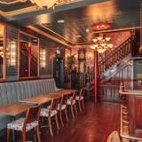 Cover image for Hat and Feathers Pub