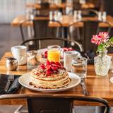 Cover image for Cafe Whitney
