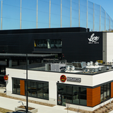 Cover image for Luxe Golf Bays