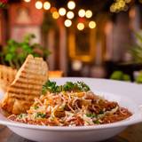 Cover image for Roza Lyons