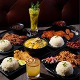 Cover image for La Vecina Astoria