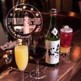 Cover image for Pier 215