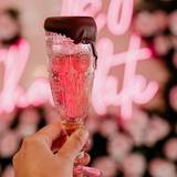 Cover image for Champagne & Chocolate