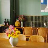 Cover image for Manze