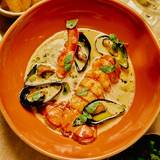 Cover image for Pauline