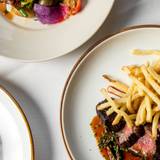 Cover image for Le Moyne