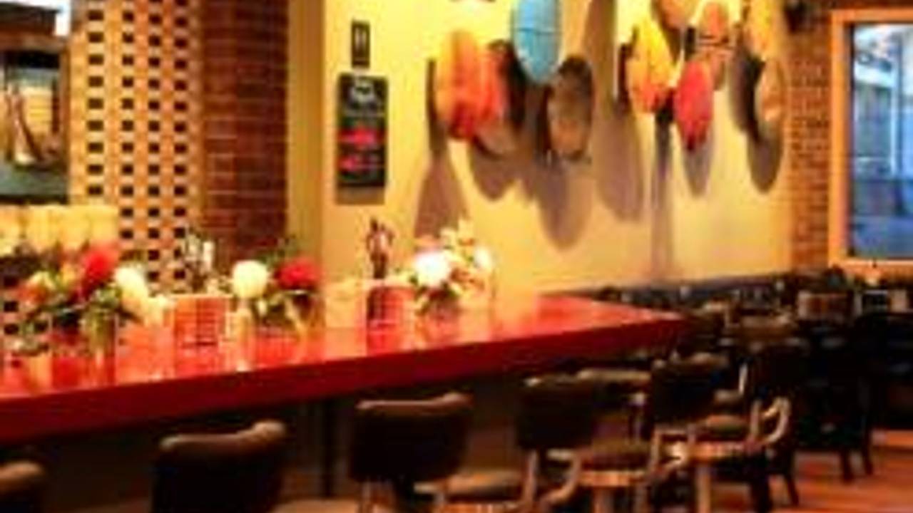 Red S In Ramsay Restaurant Calgary Ab Opentable