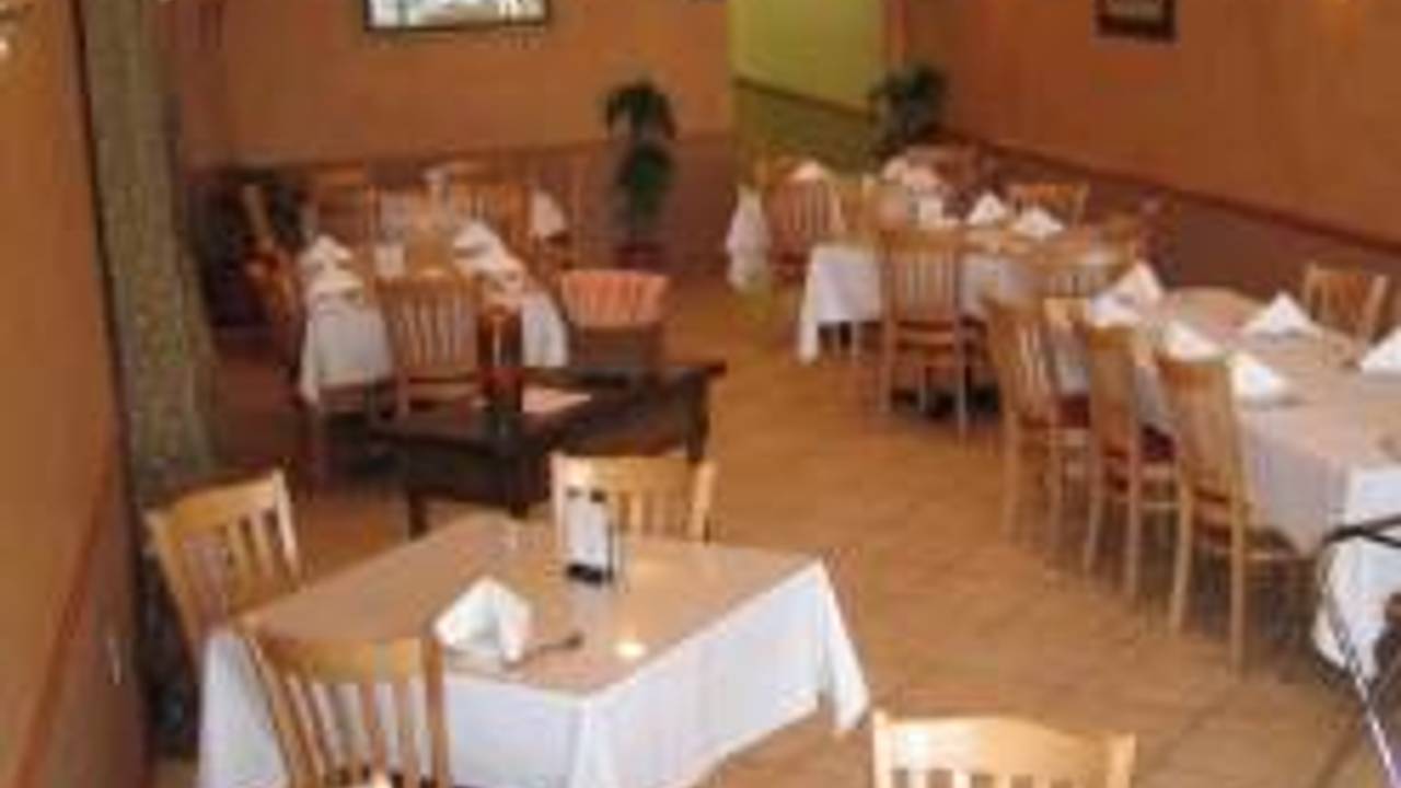 Cucina Mandreucci At Edison Pizza Restaurant Nj Opentable Cucina Mandreucci At Edison Pizza