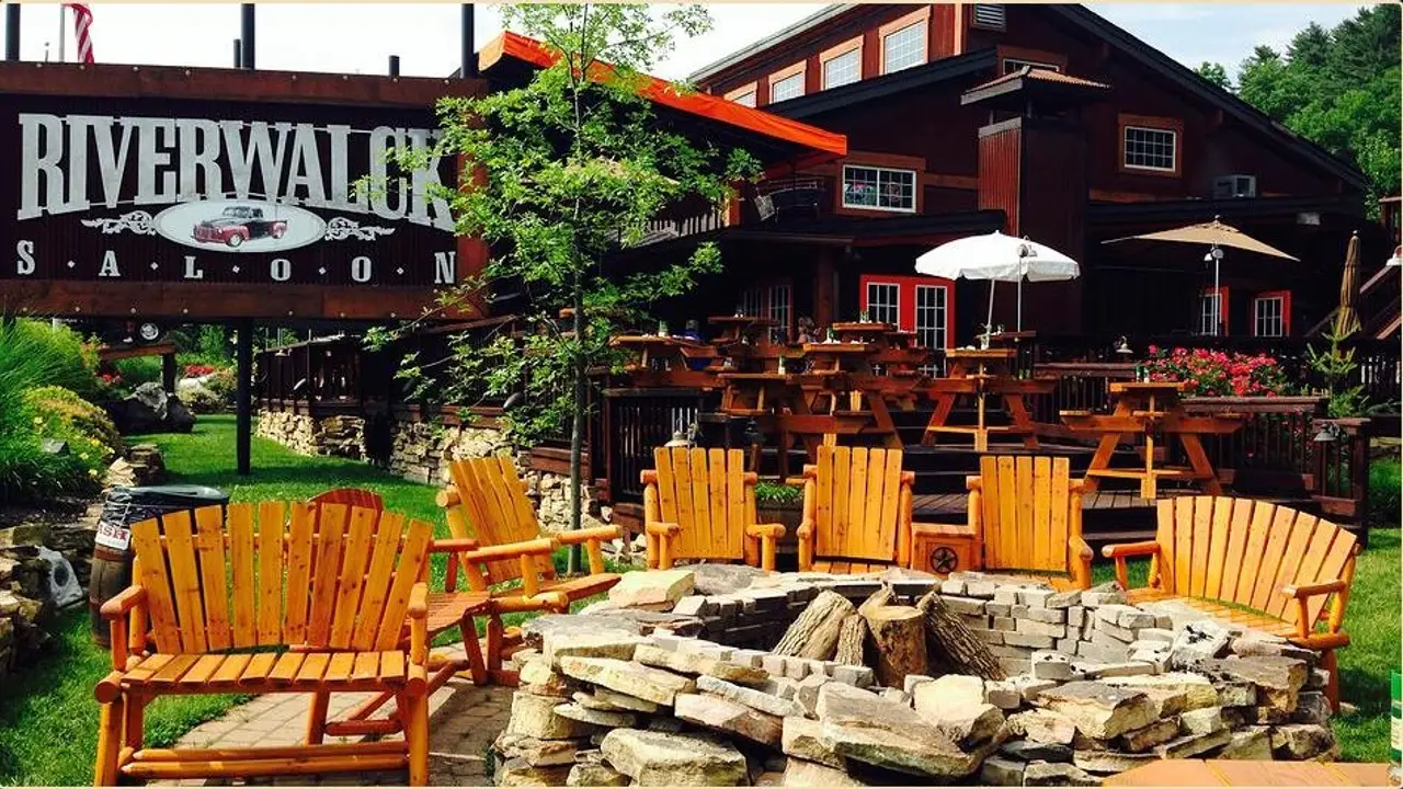 Riverwalck Saloon, Parryville, PA