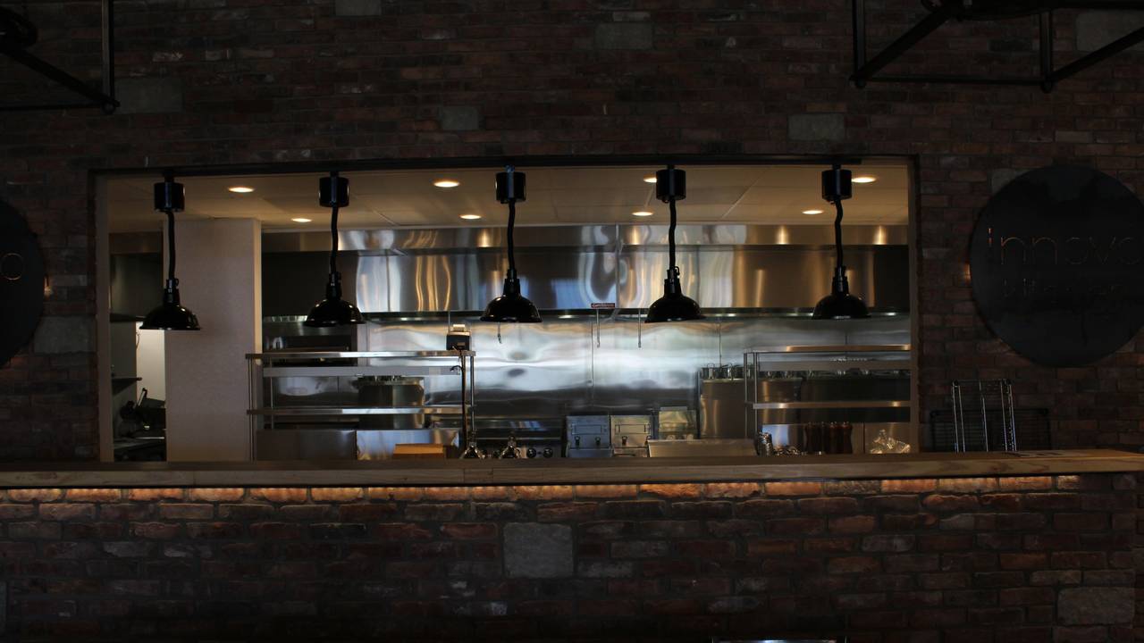 Innovo Kitchen Restaurant Latham Ny Opentable