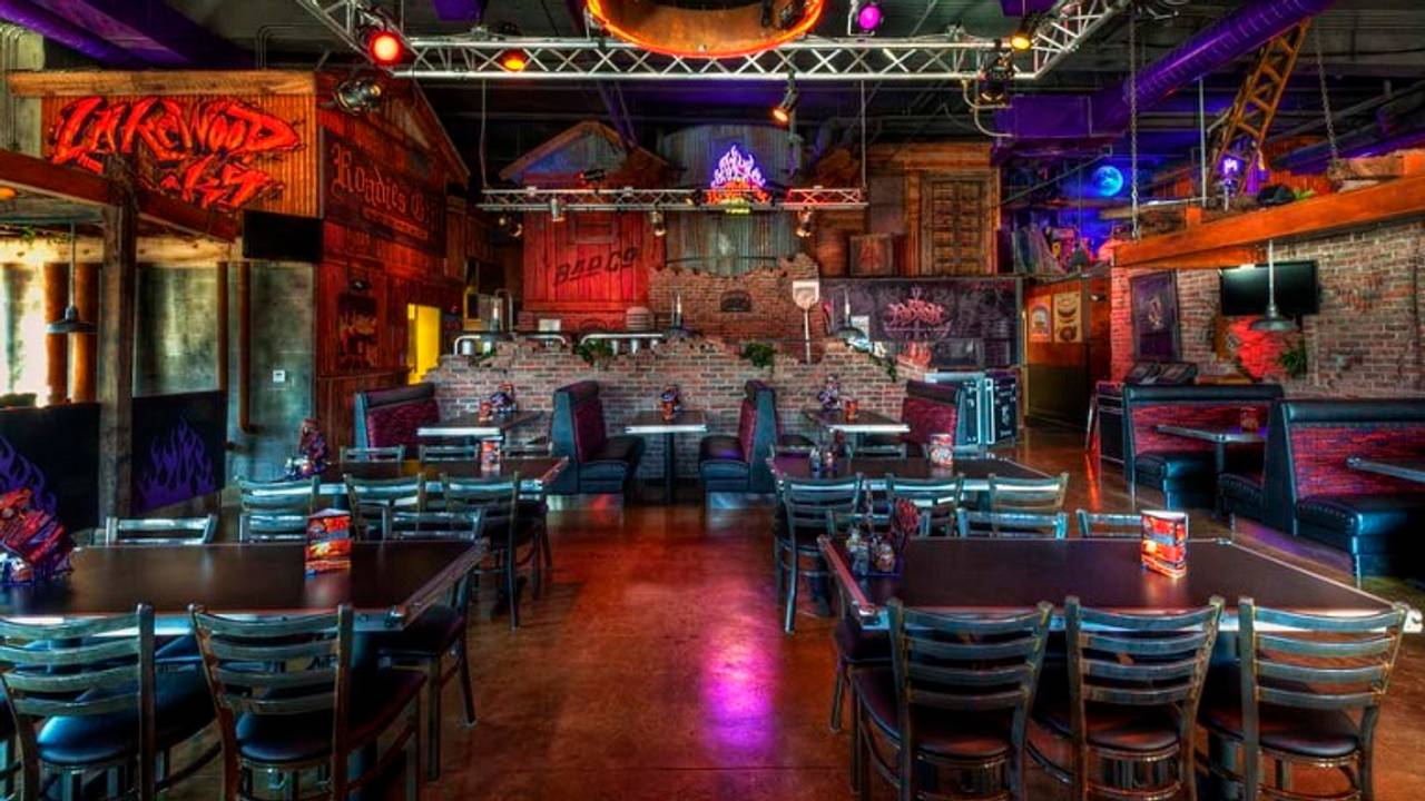 Permanently Closed The Rock Wood Fired Pizza Salem Restaurant Salem Or Opentable