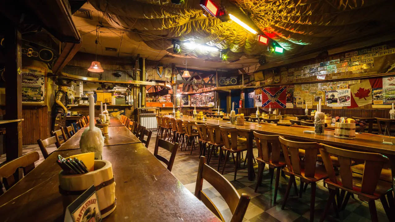 Rattlesnake Saloon Restaurant München, BY OpenTable
