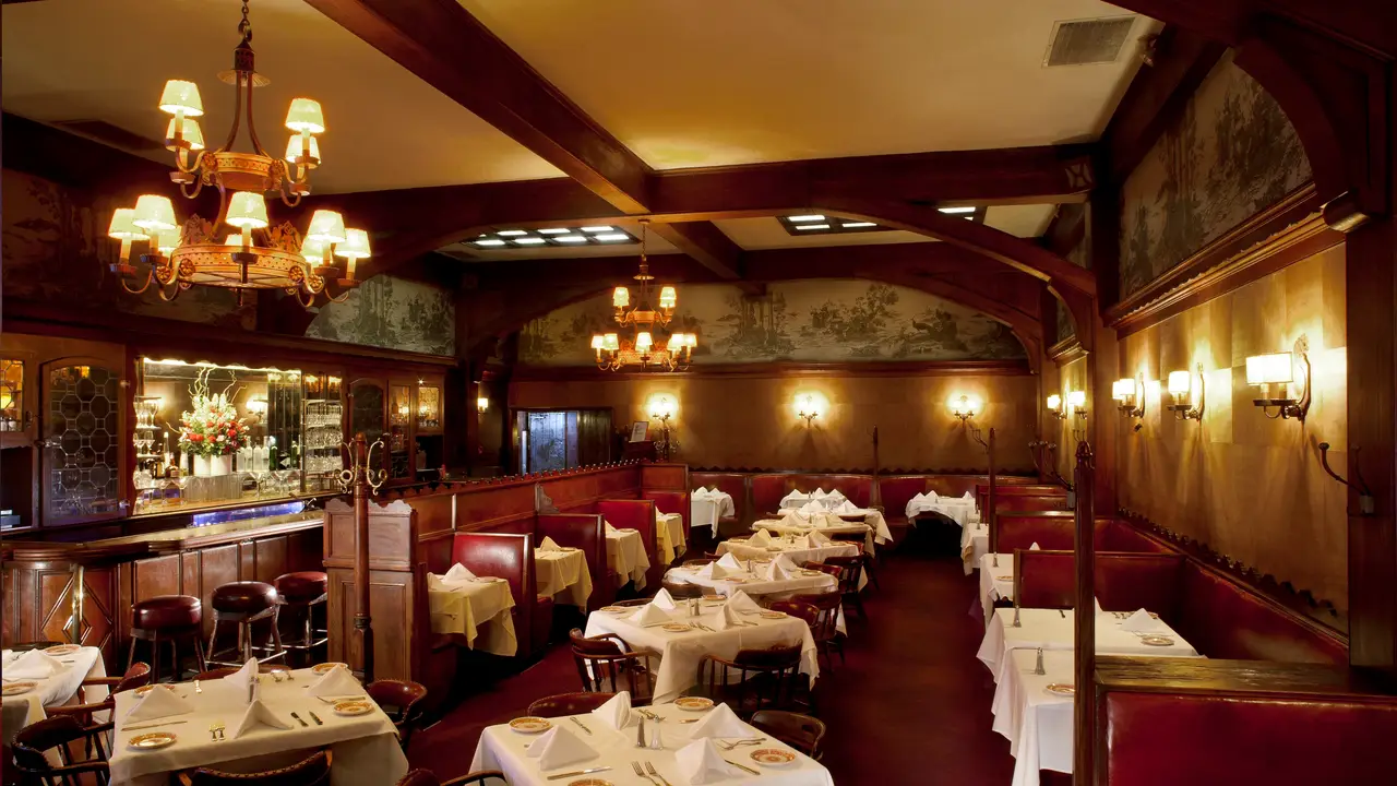 Formal Dining Room - Musso & Frank Grill, Los Angeles, CA