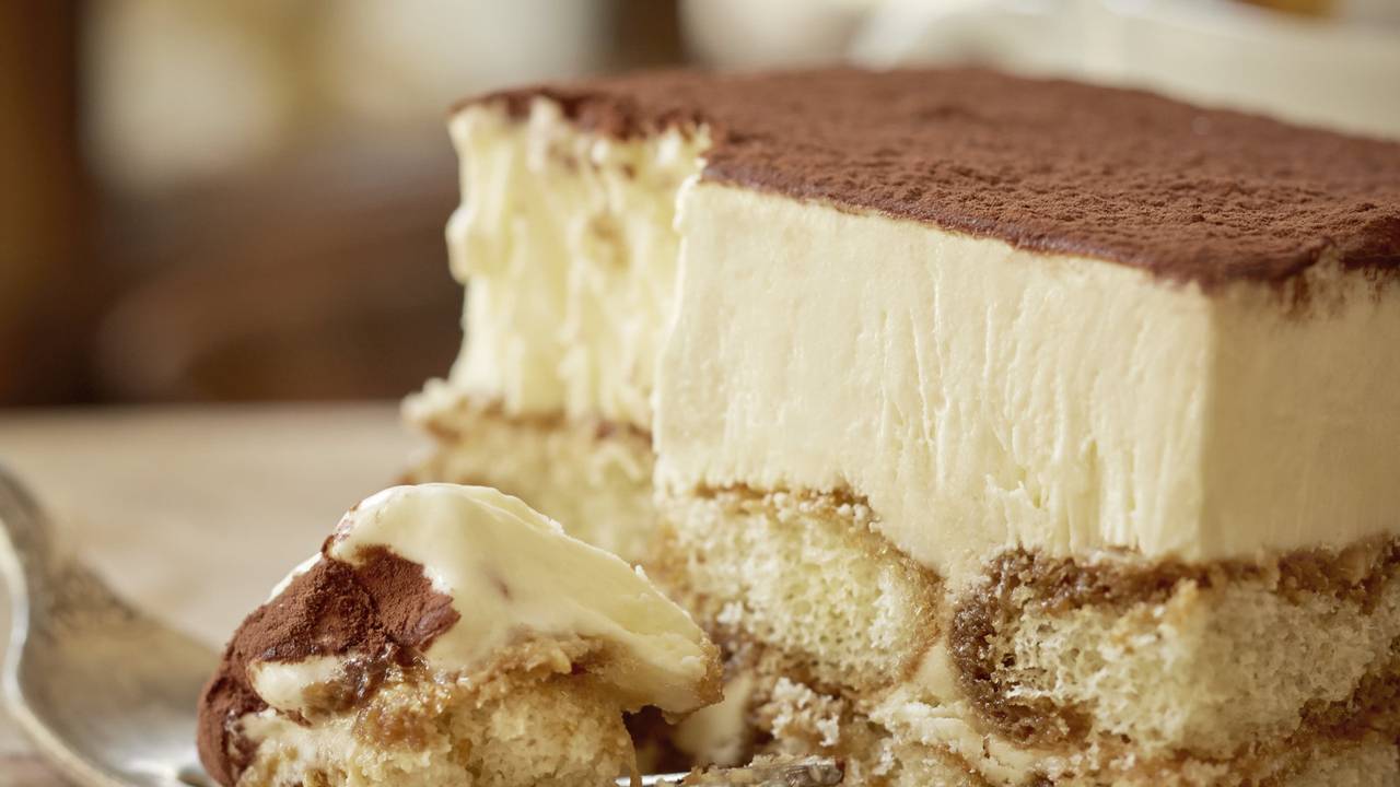 Tiramisu Cake Olive Garden Desserts Menu / Tiramisu Cake ...