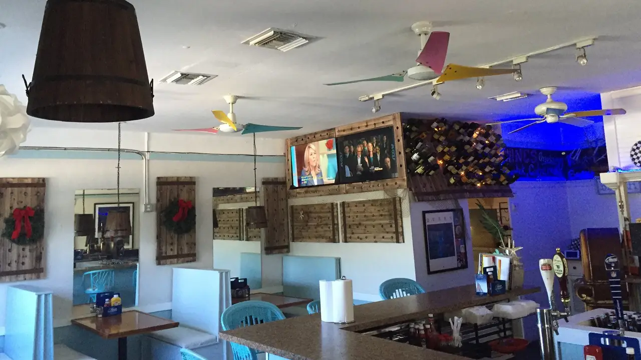 Hot Space Pizza Bar & Grill, Bonita Springs, FL