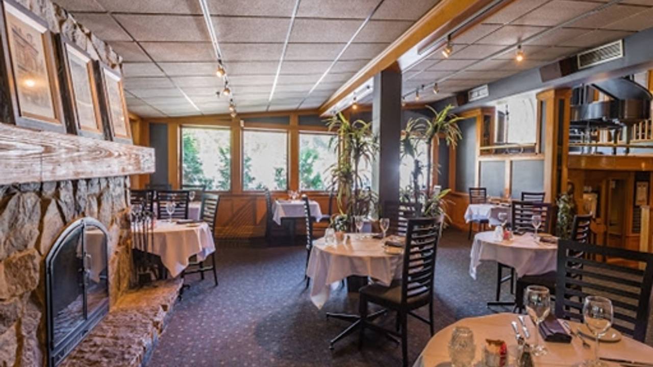 Michaels on the Thames Restaurant - London, ON | OpenTable