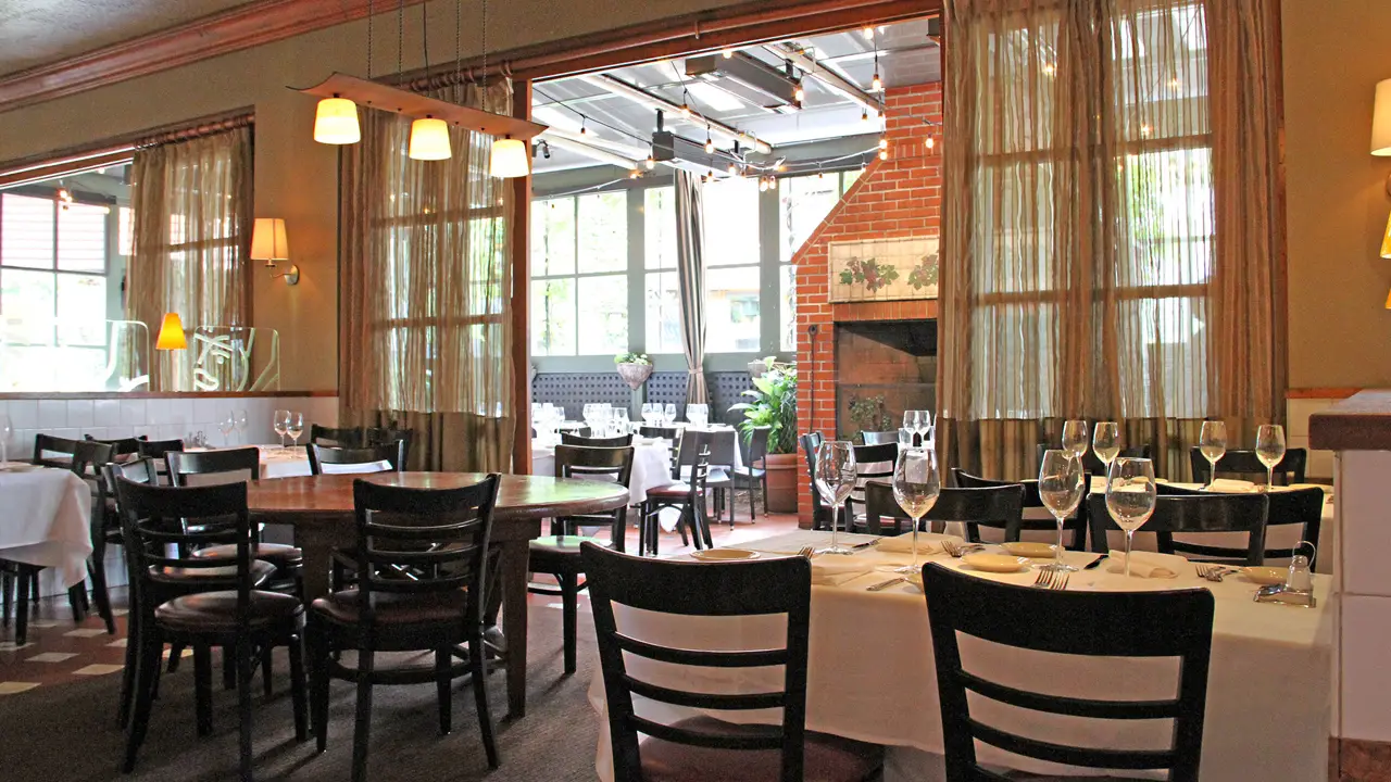 Il Fornaio - Corte Madera, Corte Madera, CA Il Fornaio - Corte Madera, Corte Madera, CA