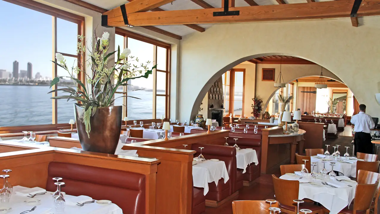 Il Fornaio - Coronado, Coronado, CA Il Fornaio - Coronado, Coronado, CA