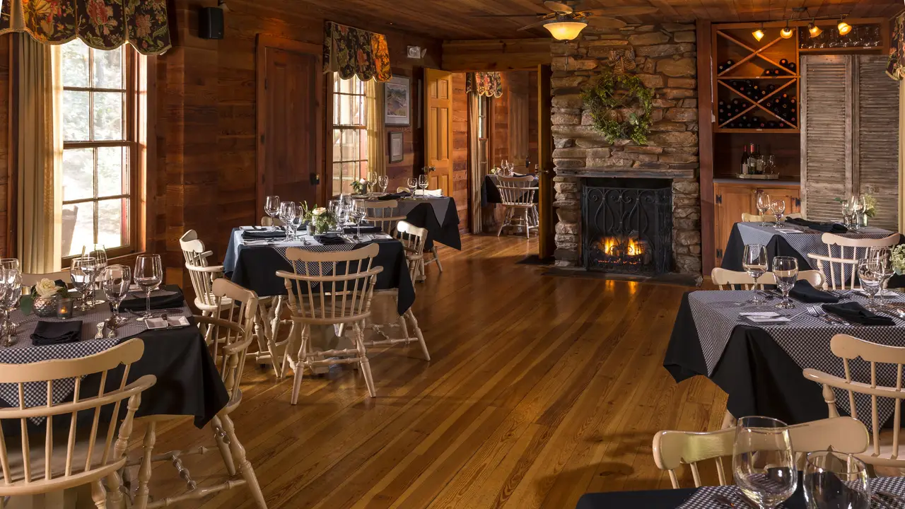 Glen-Ella Springs Restaurant, Clarkesville, GA Glen-Ella Springs Restaurant, Clarkesville, GA