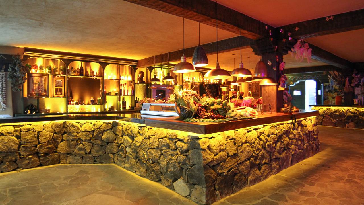 Restaurante Abierto Santo Coyote Real Center - Zapopan, , JAL | OpenTable