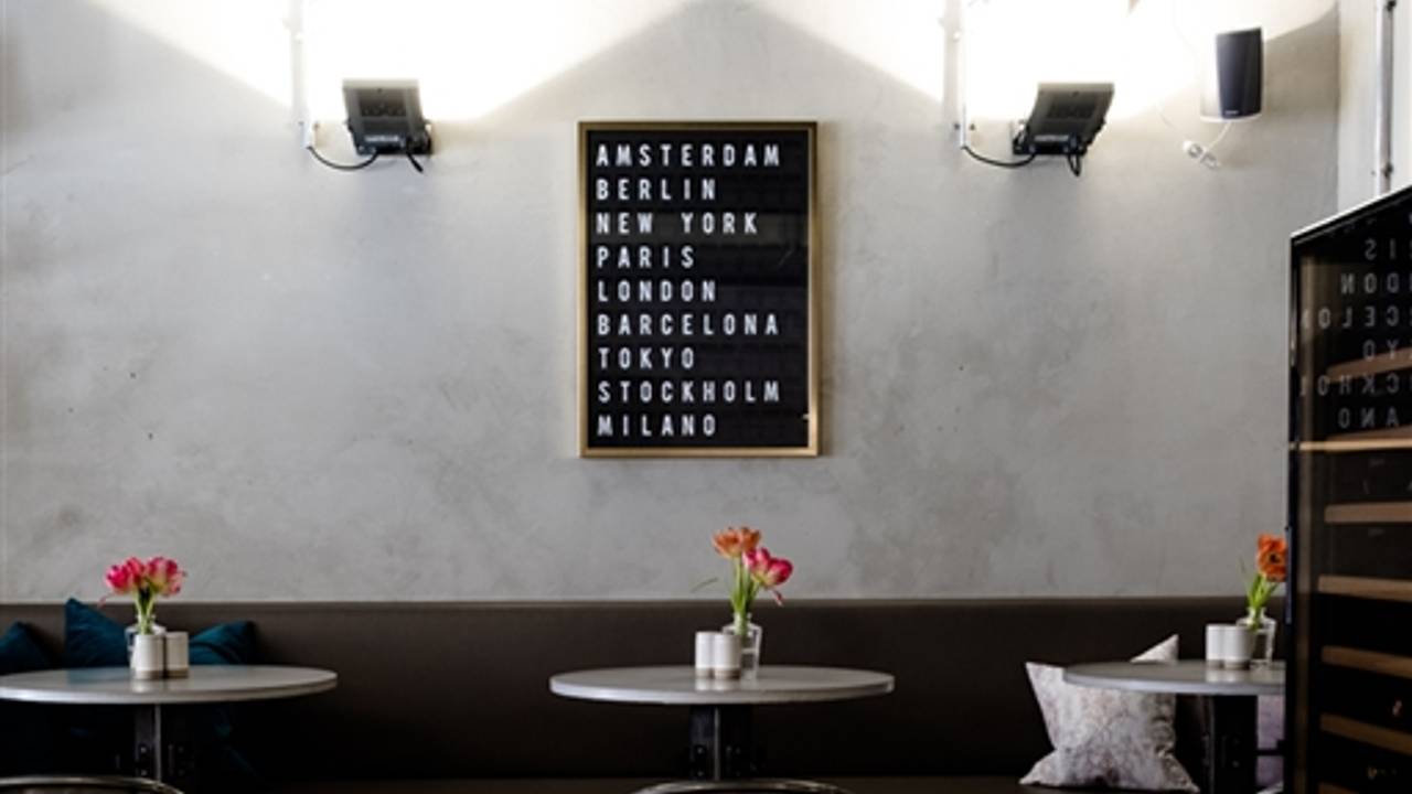 Bricks Cafe Bar Restaurant Augsburg By Opentable