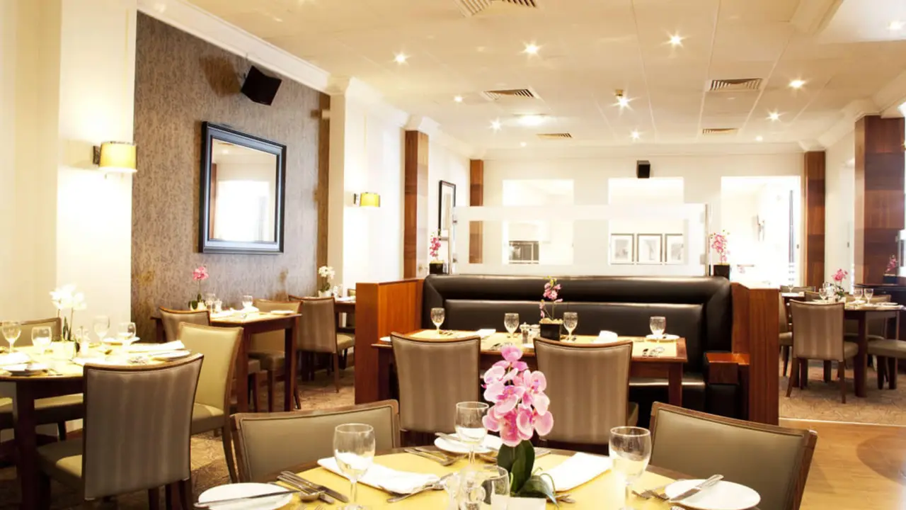 Holiday Inn Newcastle Gosforth Park Updated 2024, International