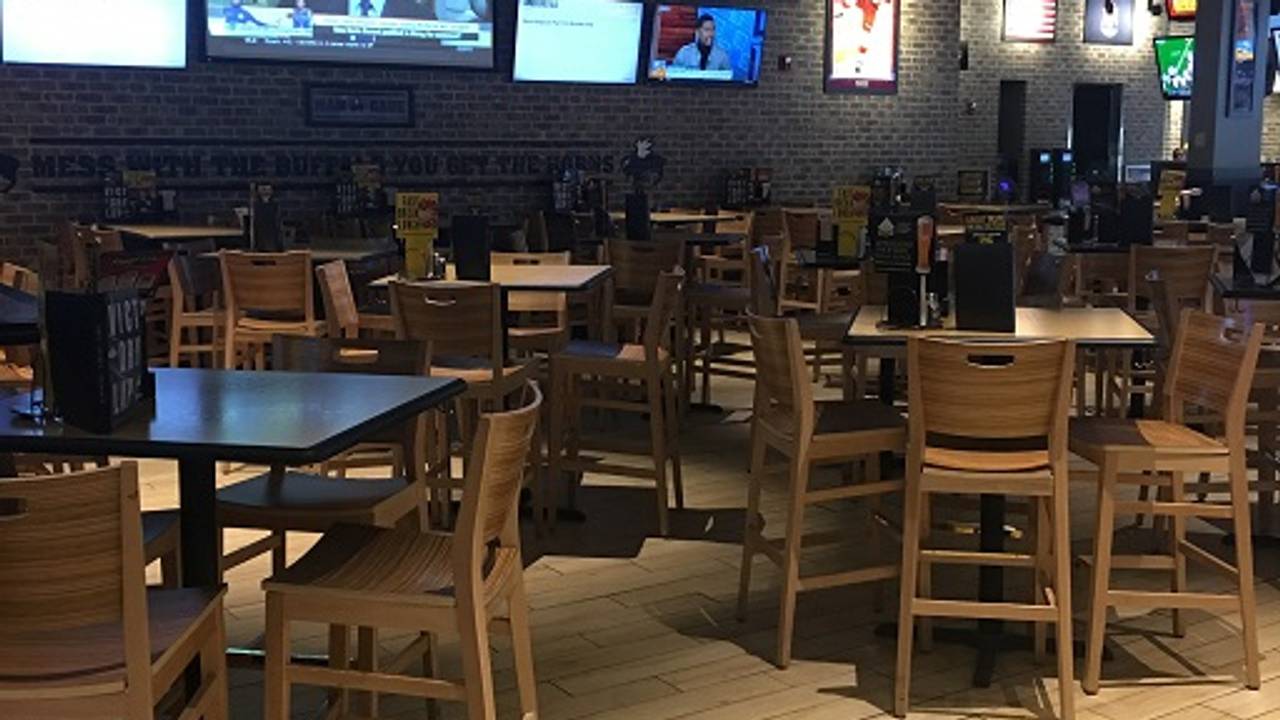 Buffalo Wild Wings - Brighton Restaurant - Brighton, MI | OpenTable