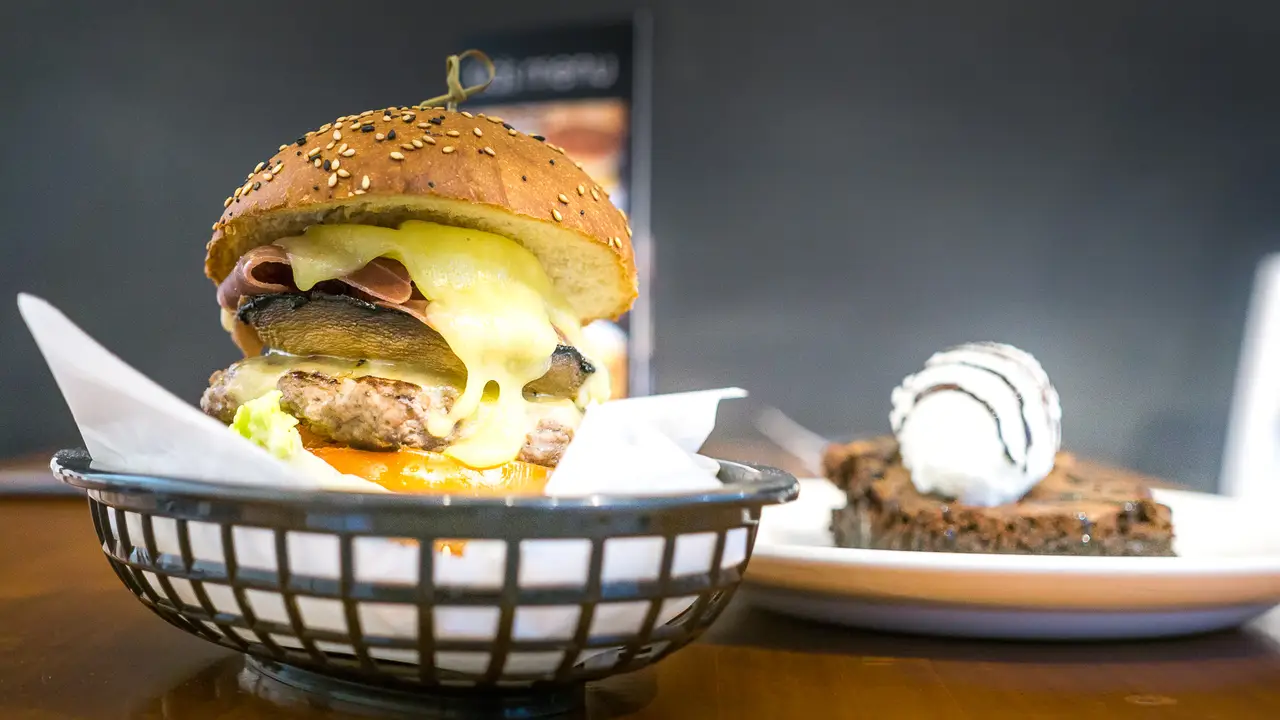 Restaurante The burger and brownie Co Worthing, OpenTable