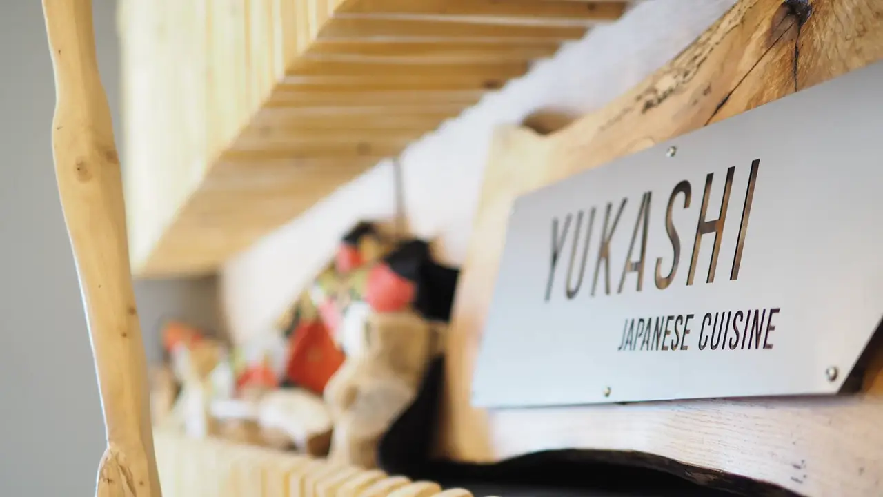 Yukashi Japanese Cuisine, Toronto, ON