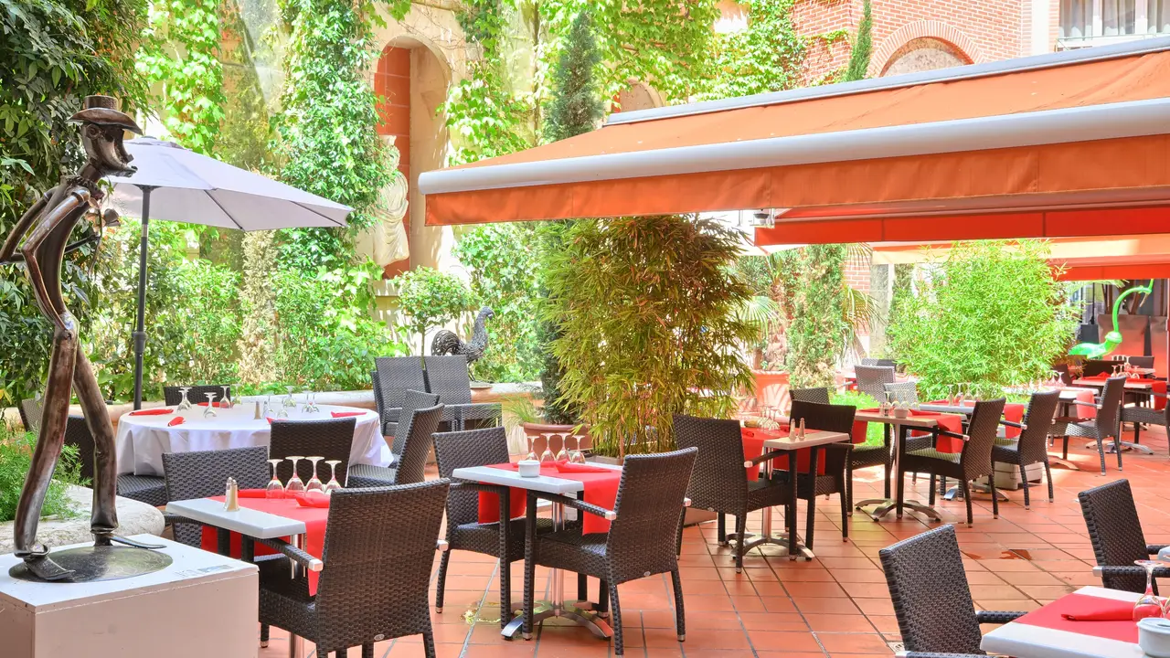 Grand Patio du Plaza Restaurant Toulouse OpenTable