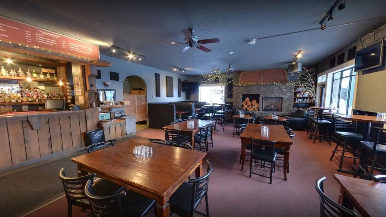 The Den Restaurant & Bar, Silver Star Mountain, BC