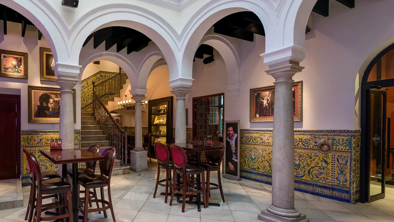 Hrc Seville Courtyard- - Hard Rock Cafe - Seville, Sevilla, Sevilla