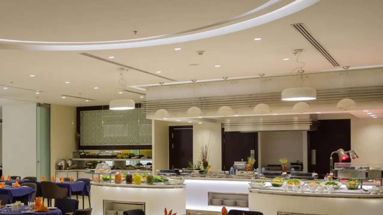 Al Jasmine - Holiday Inn Yanbu Restaurant - Yanbu, Yanbu | OpenTable