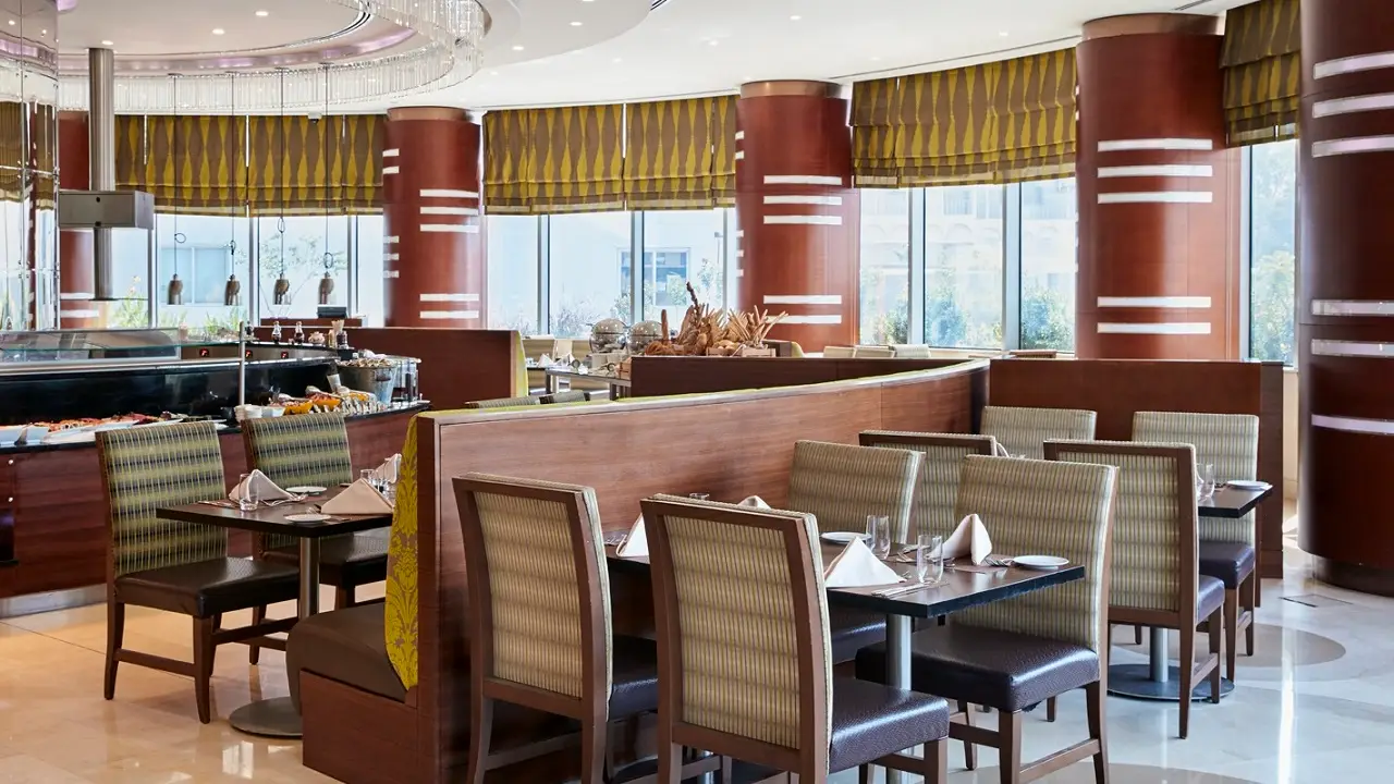 Aramede Restaurant - Crowne Plaza Doha - The Business Park, Doha, Doha