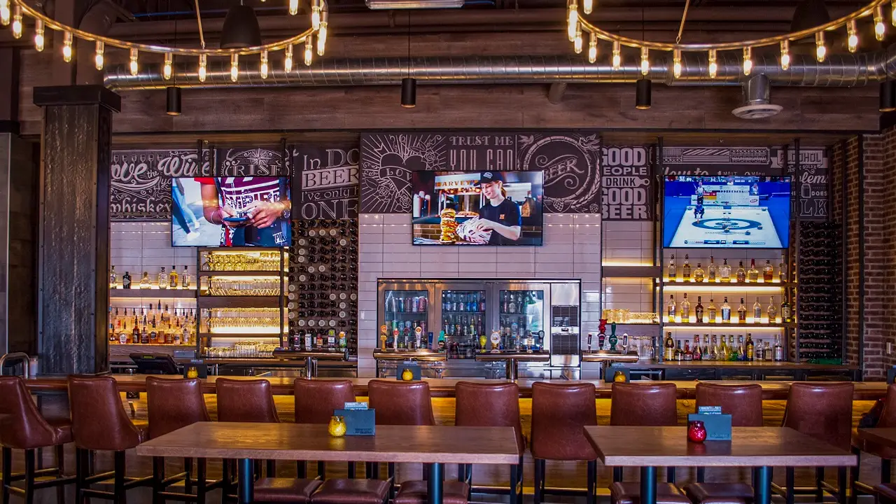 State & Main Kitchen + Bar Windermere Restaurant Edmonton, AB