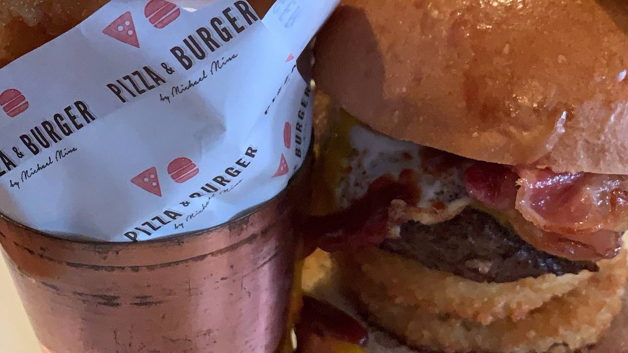 Pizza Burger By Michael Mina Fontainebleau Miami Beach