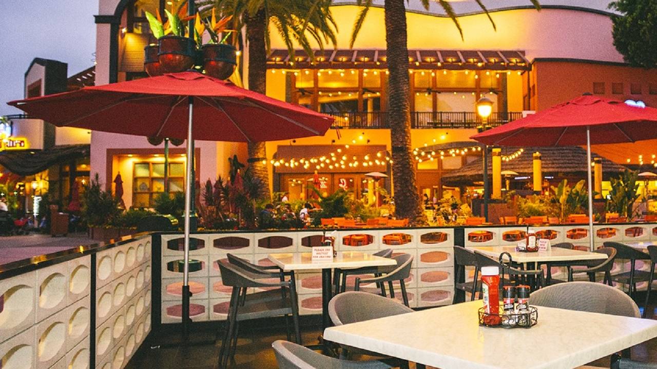 Disneyland - Splitsville - Anaheim California Restaurant - HappyCow