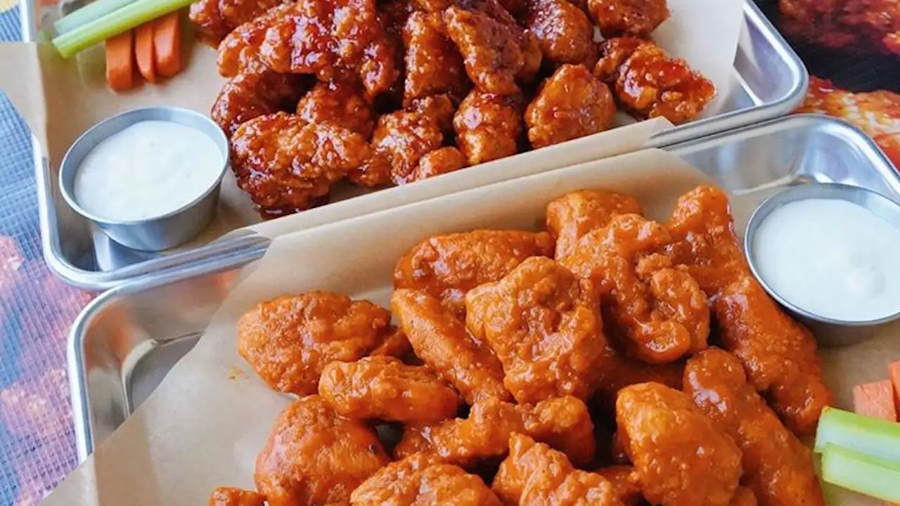 Buffalo Wild Wings - Valparaiso, Valparaiso, IN Buffalo Wild Wings - Valparaiso, Valparaiso, IN