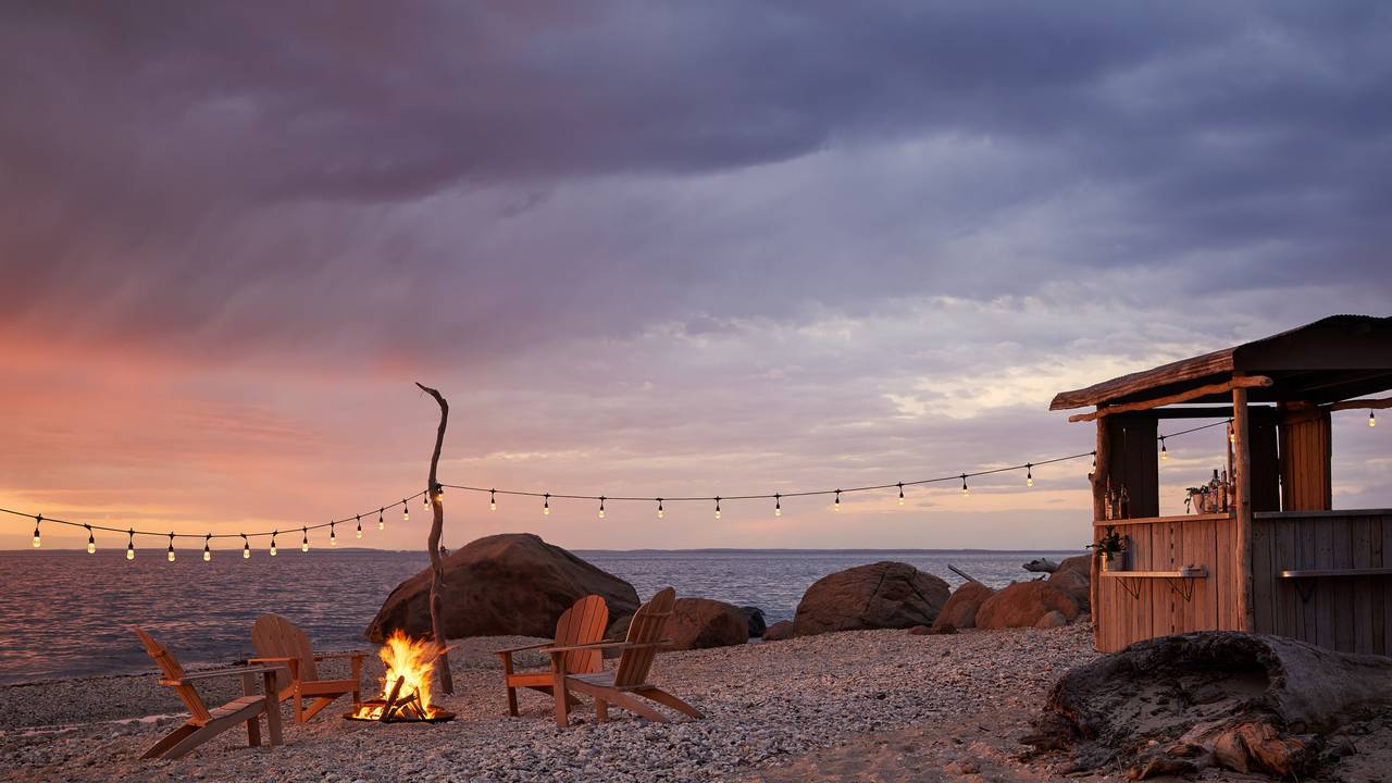 Low Tide Bar At Sound View Restaurant Greenport Ny Opentable