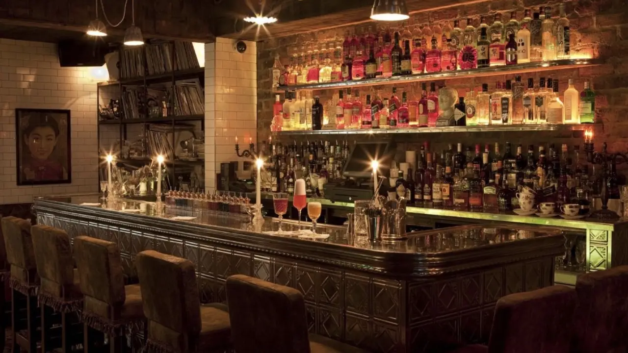 Vintage Cocktail Club, Temple Bar, Dublin 2
