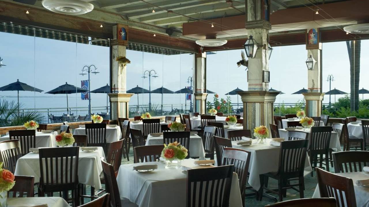 Restaurant Open Hour In Kemah Texas In Christmas 2022 Landry's Seafood House - Kemah Restaurant - Kemah, Tx | Opentable