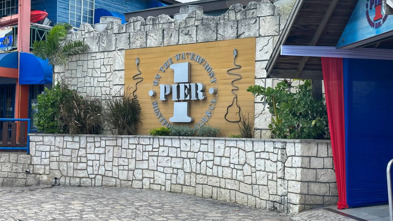 Pier 1 Jamaica Montego Bay Seafood Restaurant Bar and Night Life