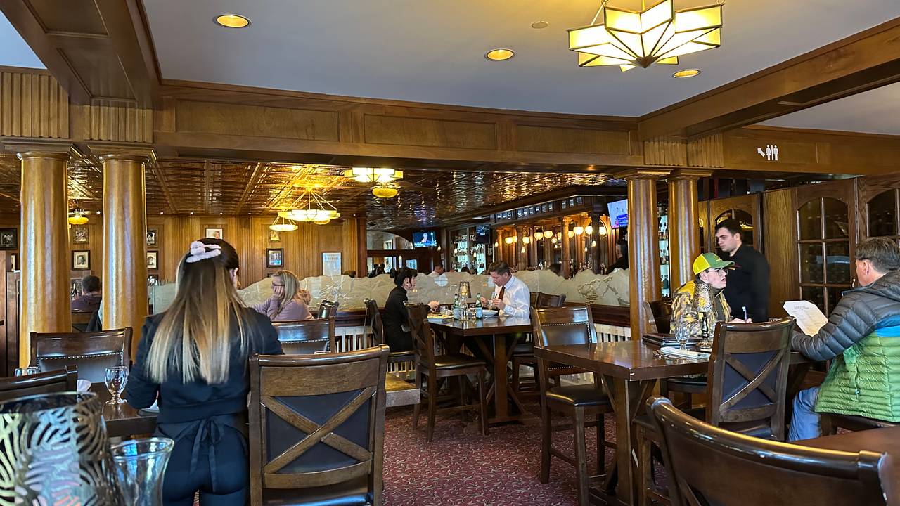 Stanley hotel deals restaurant