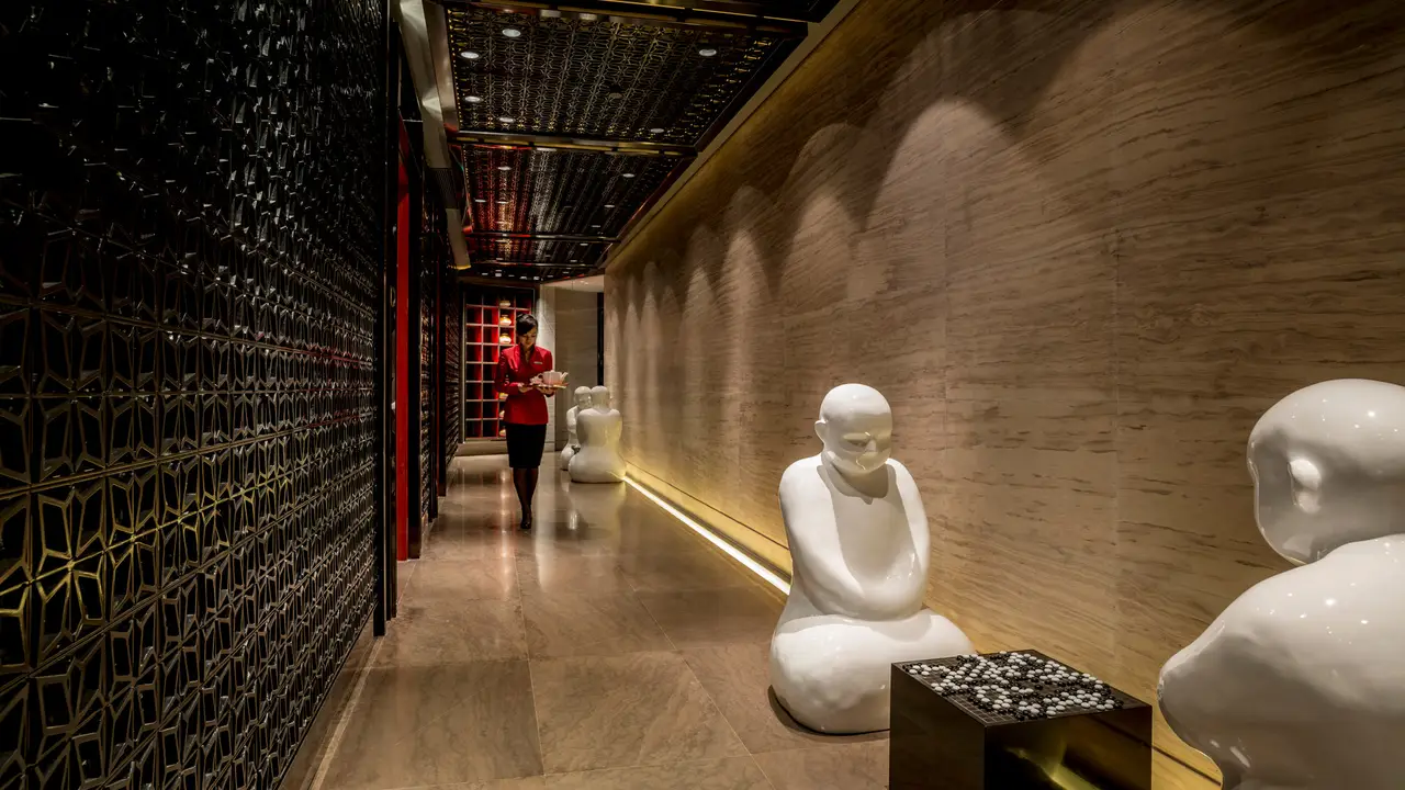 Легенда о тяньхэ. Отель four Seasons в Гуанчжоу. Four Seasons Hotel Guangzhou ресторан. Four Seasons Guangzhou. Four Seasons Hotel Guangzhou.